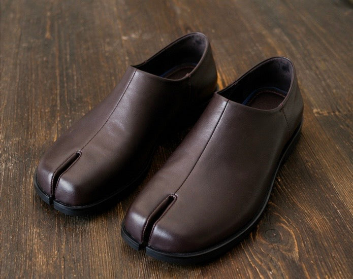 Split Toe Casual Slip-On Shoes
