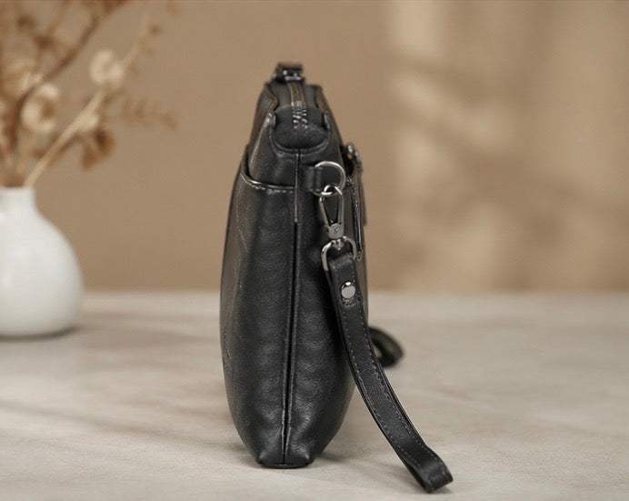 Men’s Classic Leather Clutch Bag